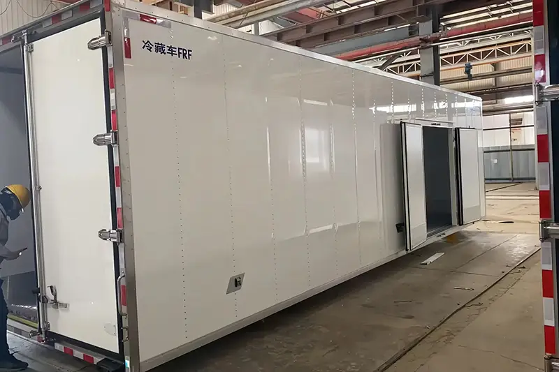 냉장 트럭 본체